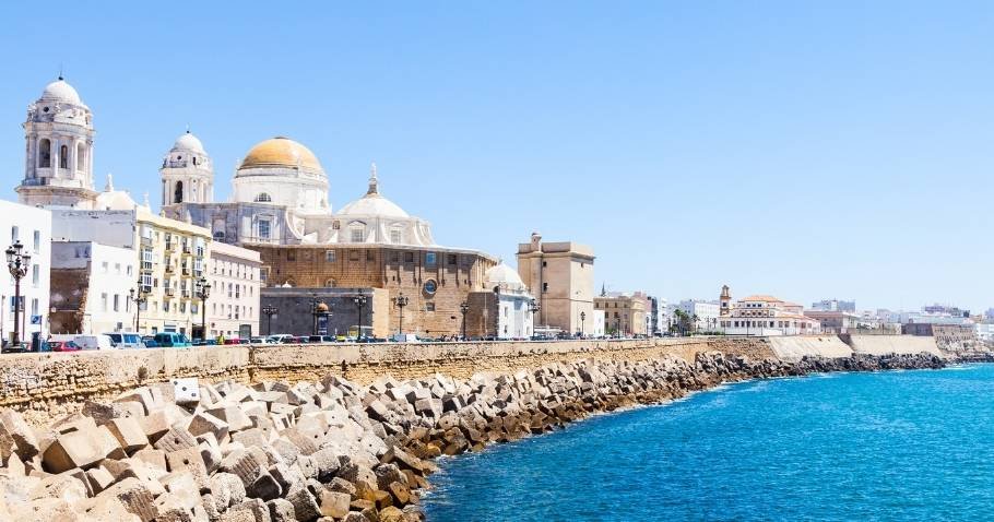 Weather, Seasonal Variations, and Peak Times